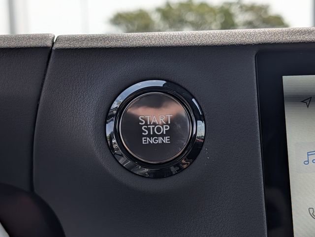 Used 2026 Lexus GX 550 image 21