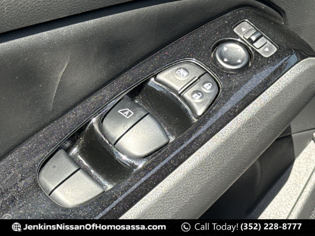 Certified 2024 Nissan Altima 2.5 SR FWD image 30