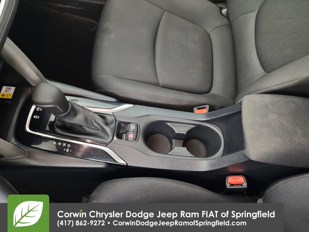 Used 2022 Toyota Corolla Cross LE FWD image 30