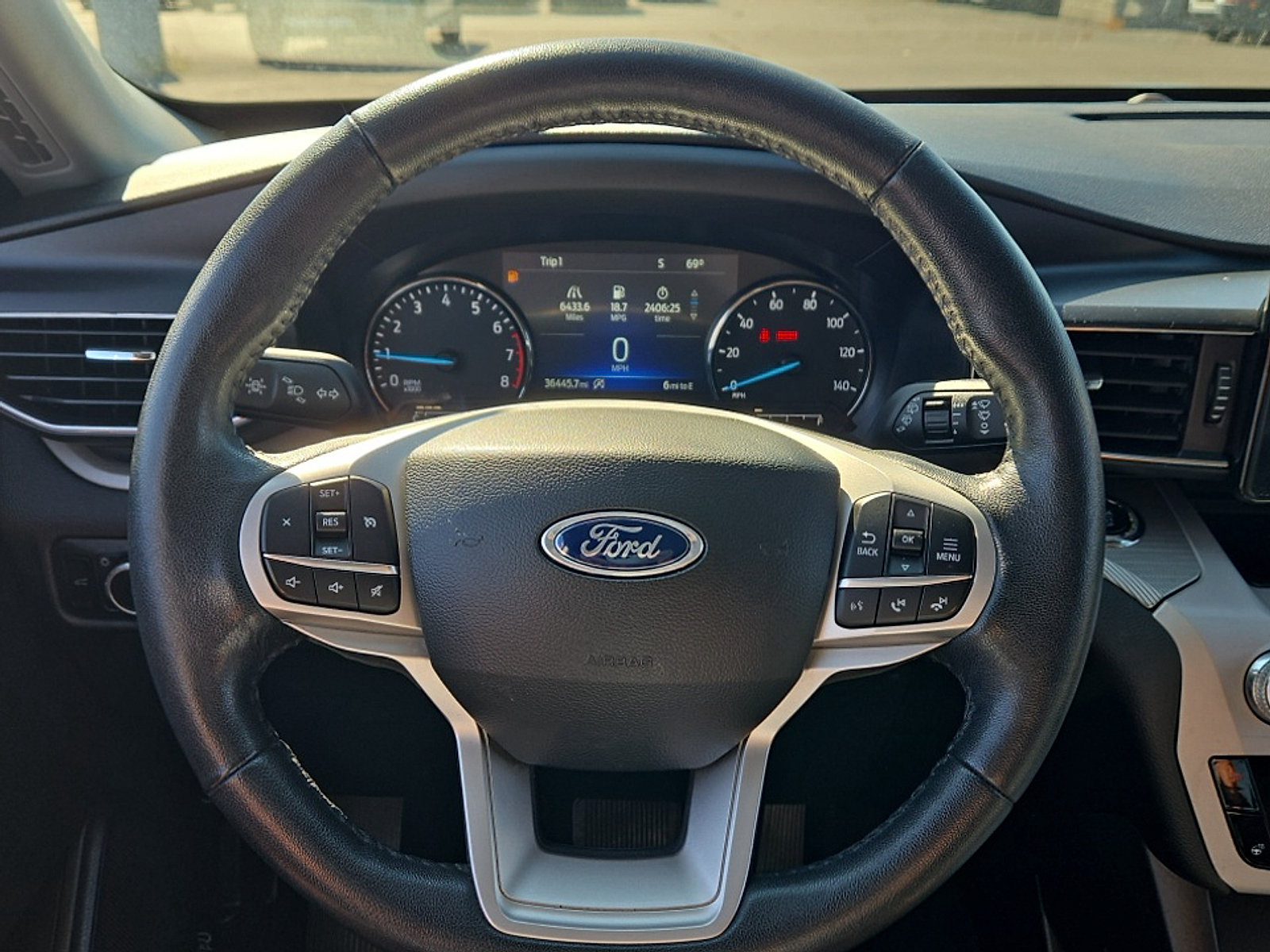 Certified 2023 Ford Explorer XLT w/ Equipment Group 202A AWD/4WD image 12