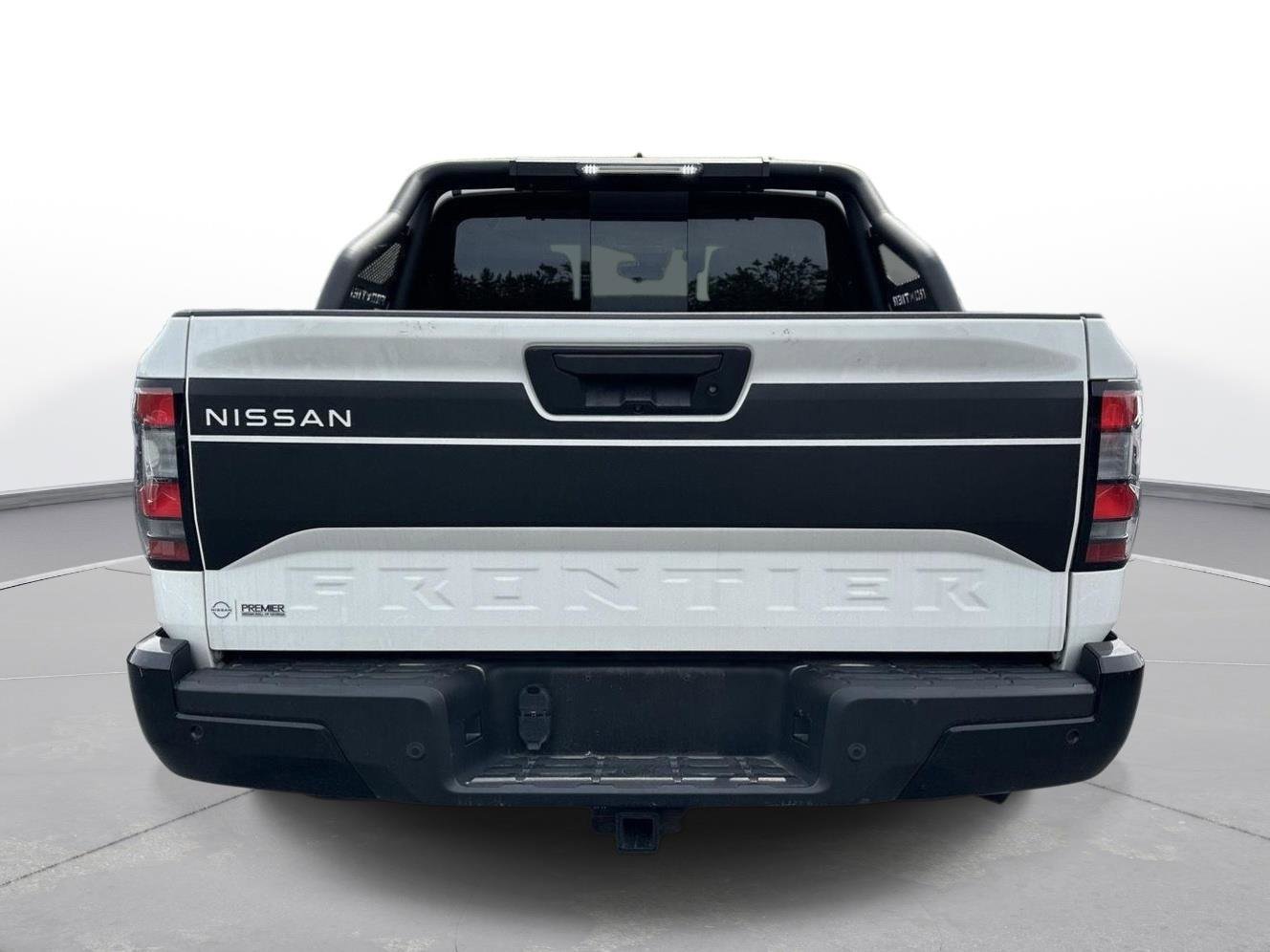 Used 2024 Nissan Frontier SV w/ Hardbody Edition image 7