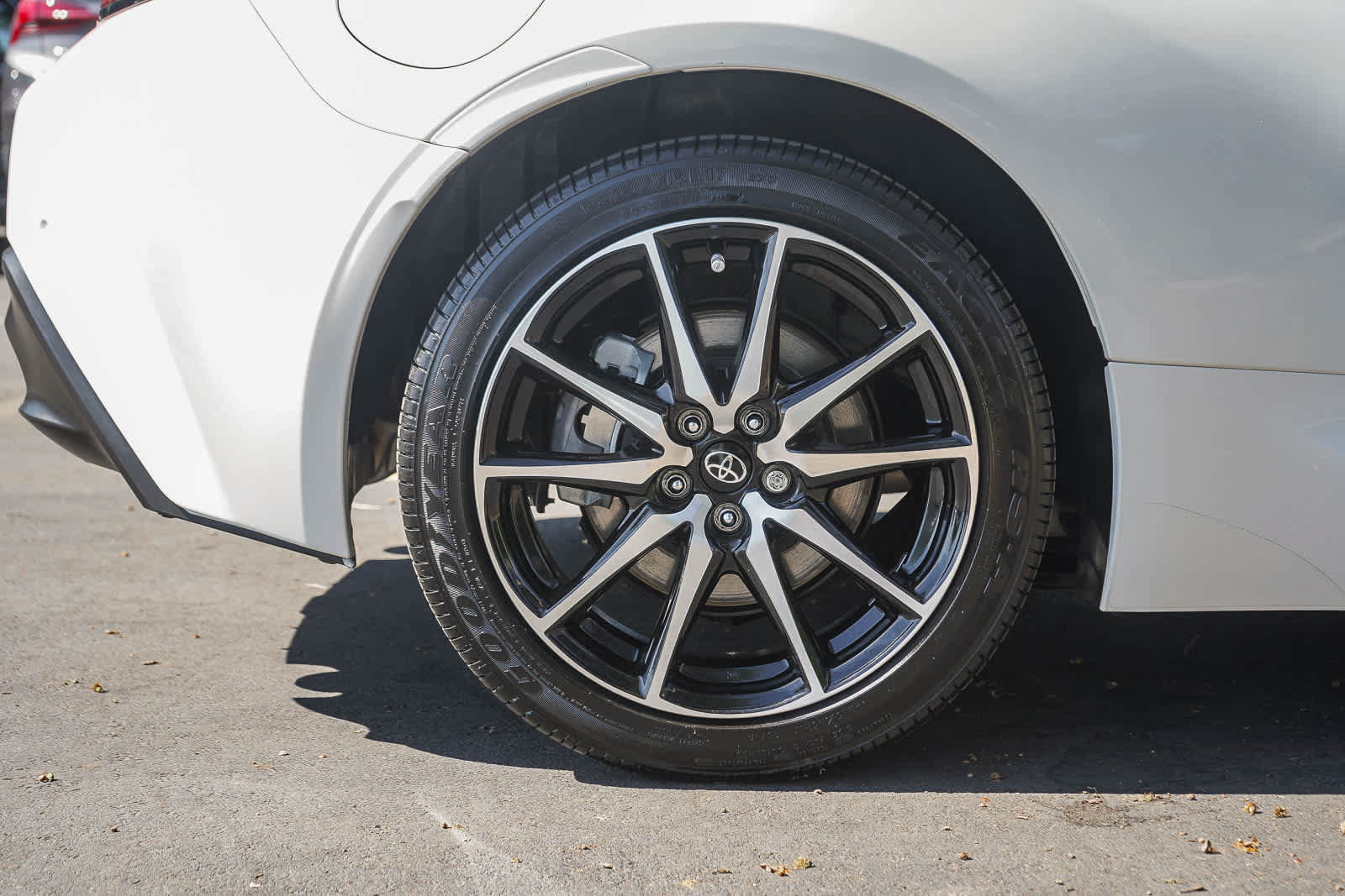 Used 2023 Toyota GR86 w/ ALL Weather Mat Package (TMS) RWD image 8