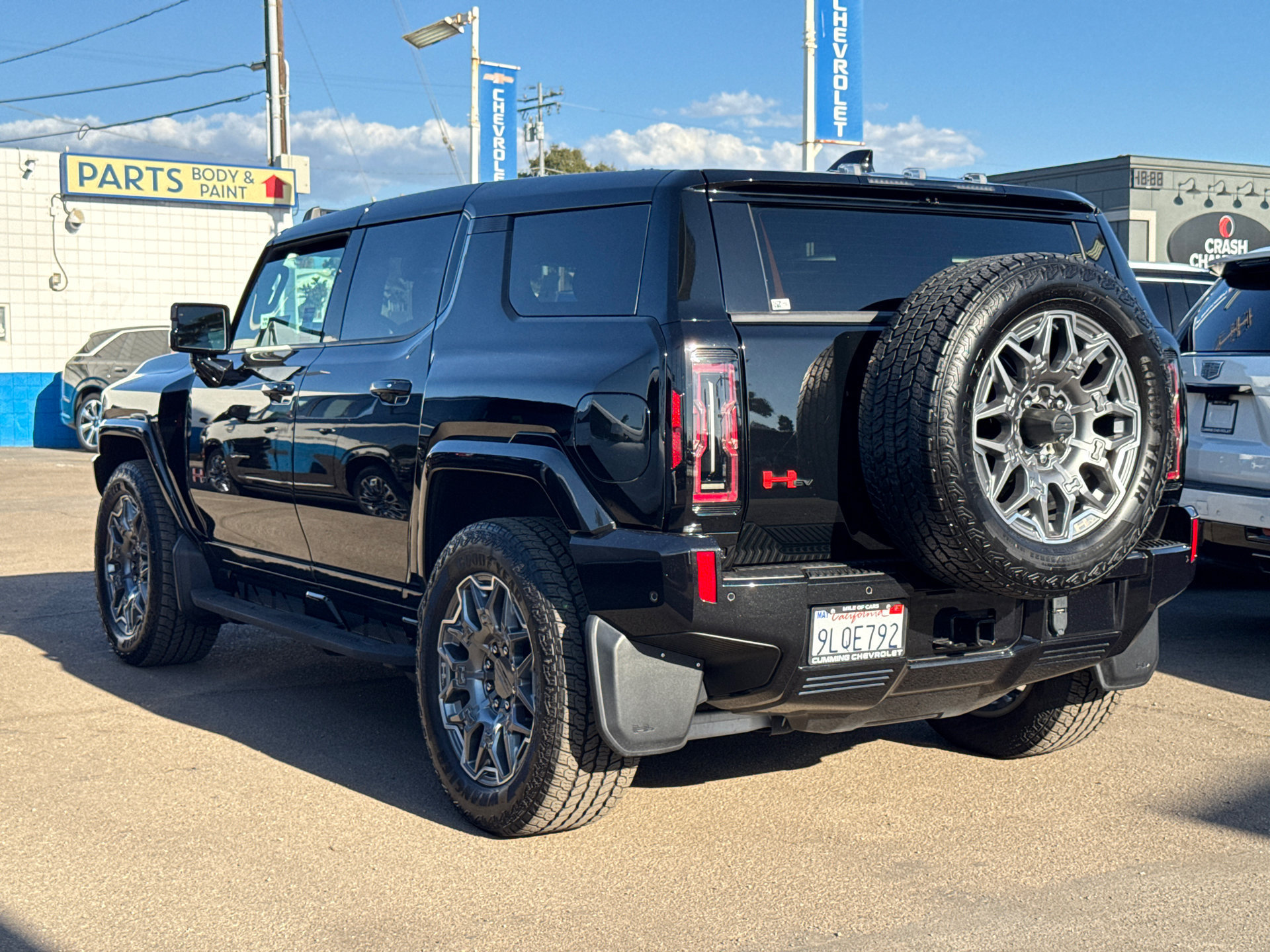 Used 2024 GMC Hummer EV 3X w/ LPO, Sport Package AWD/4WD image 9