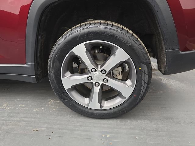 Used 2023 Jeep Grand Cherokee Limited w/ Trailer Tow Prep Group (B) image 16