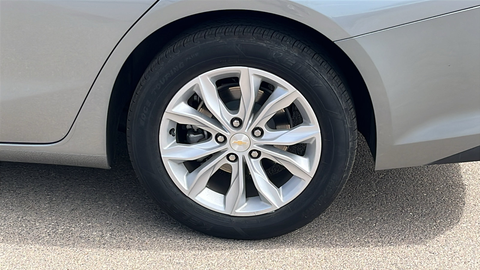 Used 2025 Chevrolet Malibu LT FWD image 5