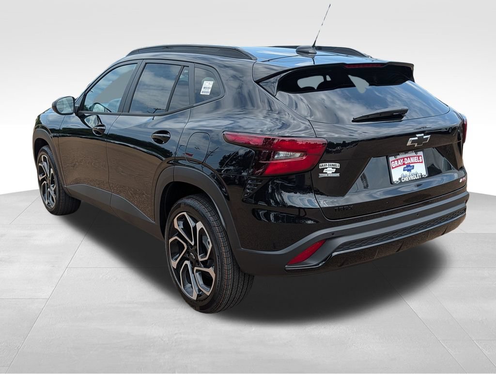 New 2026 Chevrolet Trax RS w/ Driver Confidence Package FWD image 4