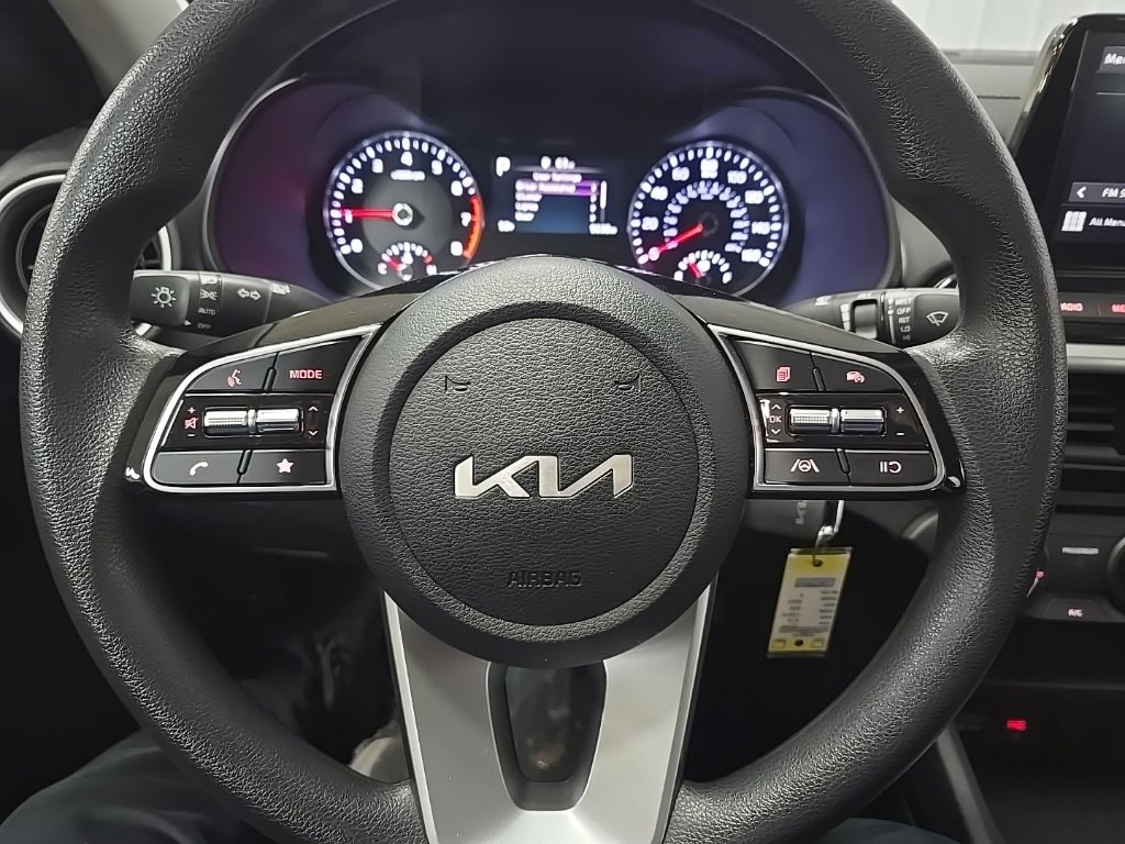 Used 2024 Kia Forte LXS image 18