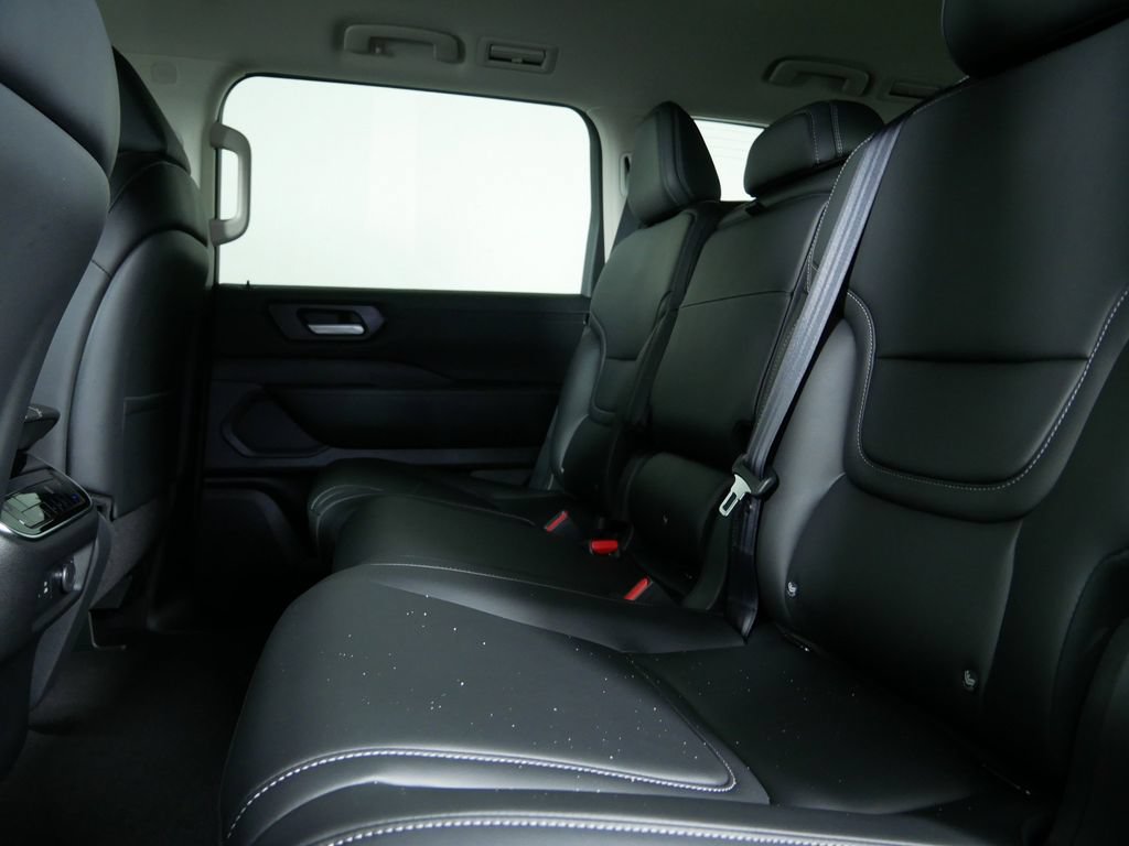 New 2026 Nissan Armada SV AWD/4WD image 15