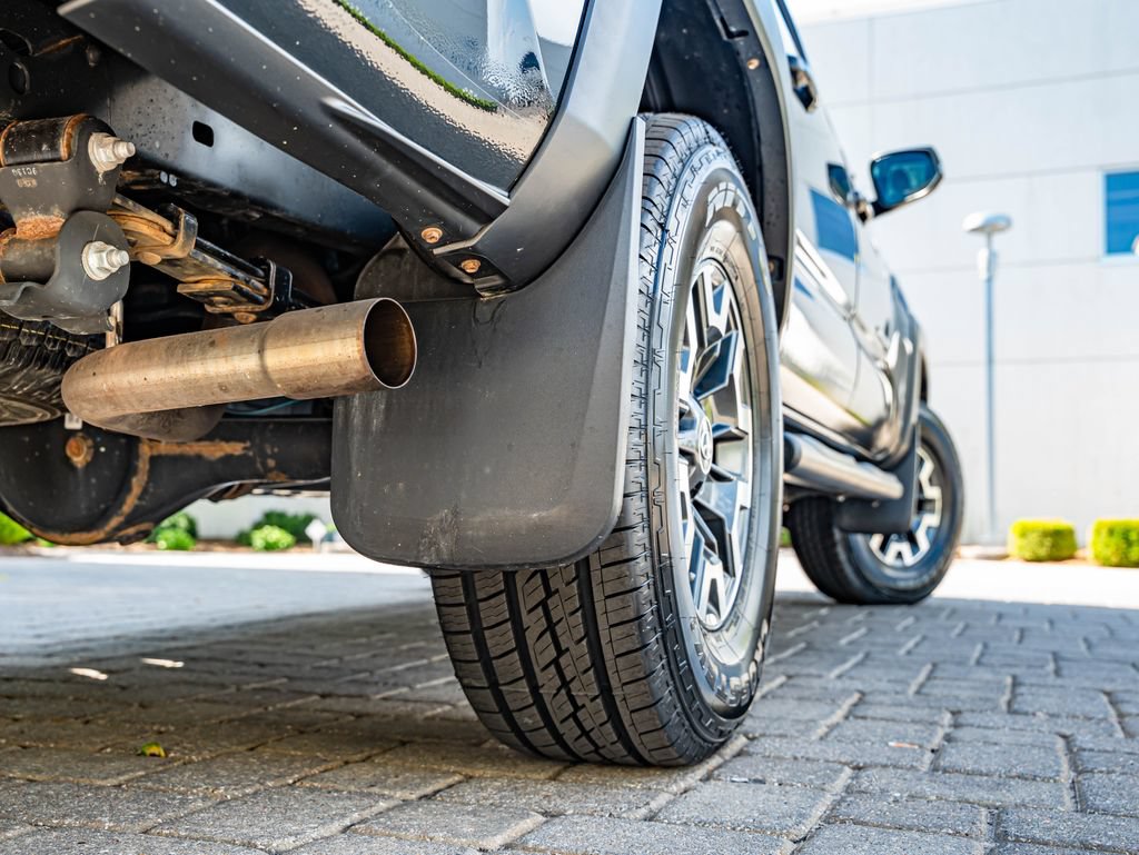 Used 2019 Toyota Tacoma TRD Off-Road AWD/4WD image 45