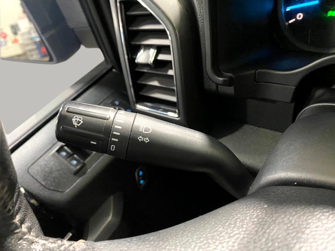 Used 2020 Ford F150 XLT w/ Equipment Group 302A Luxury image 20