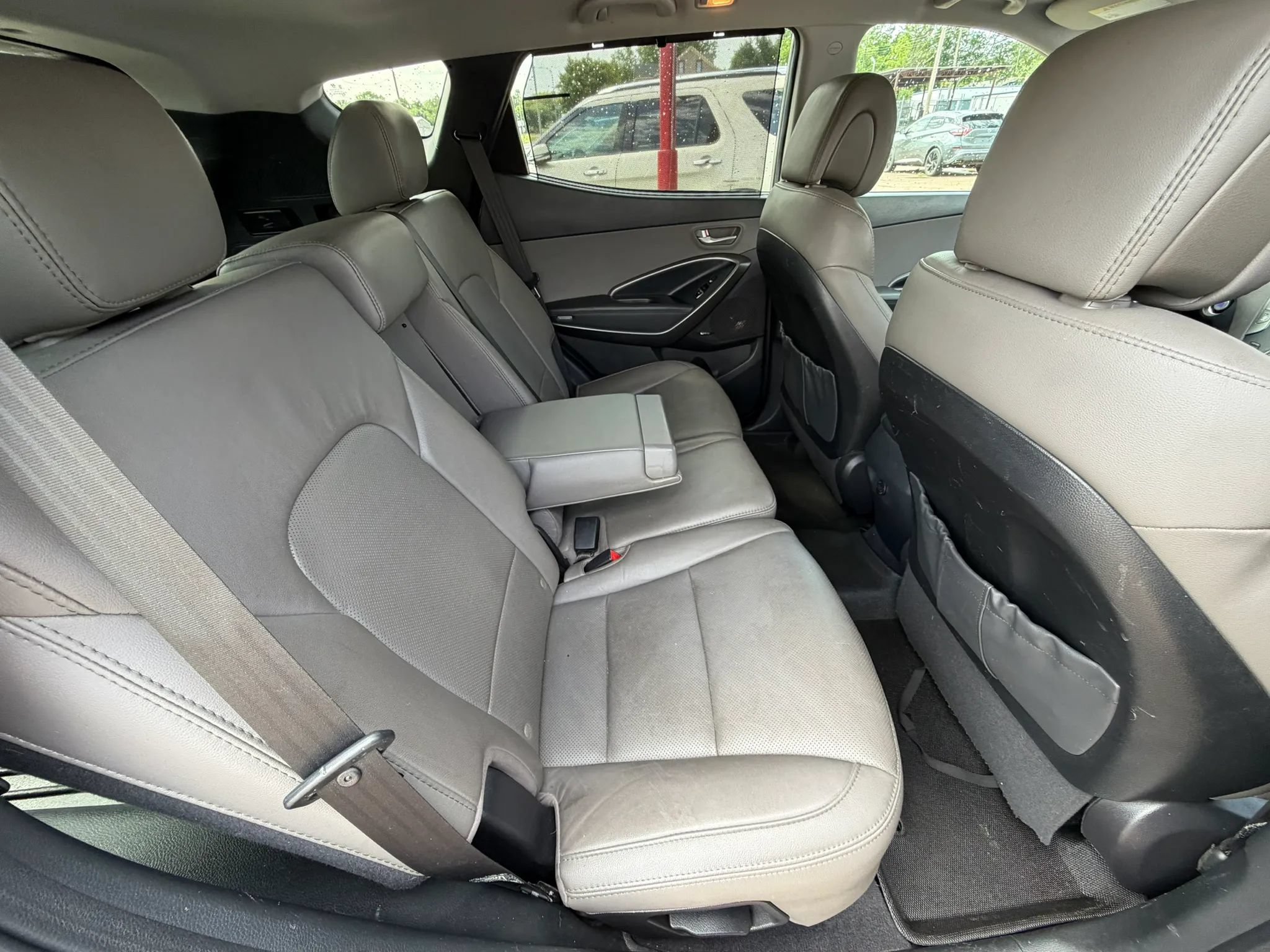 Used 2017 Hyundai Santa Fe Sport FWD image 17