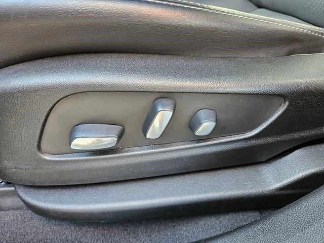 Certified 2022 Cadillac XT5 Premium Luxury w/ Technology Package image 9