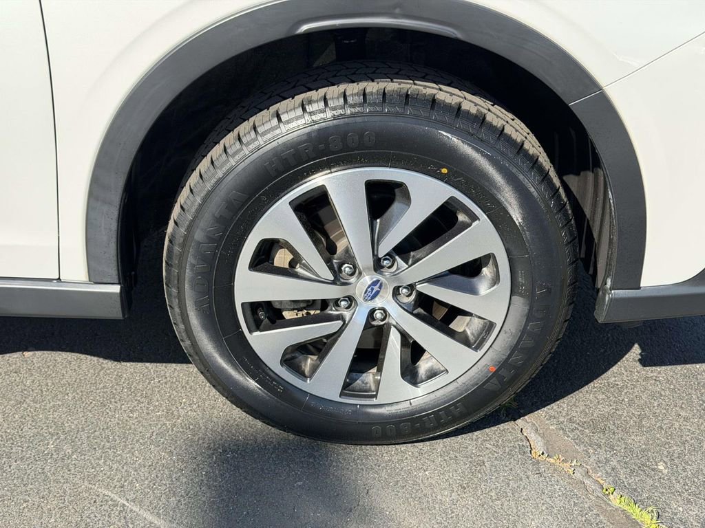 Certified 2022 Subaru Outback Premium AWD/4WD image 9