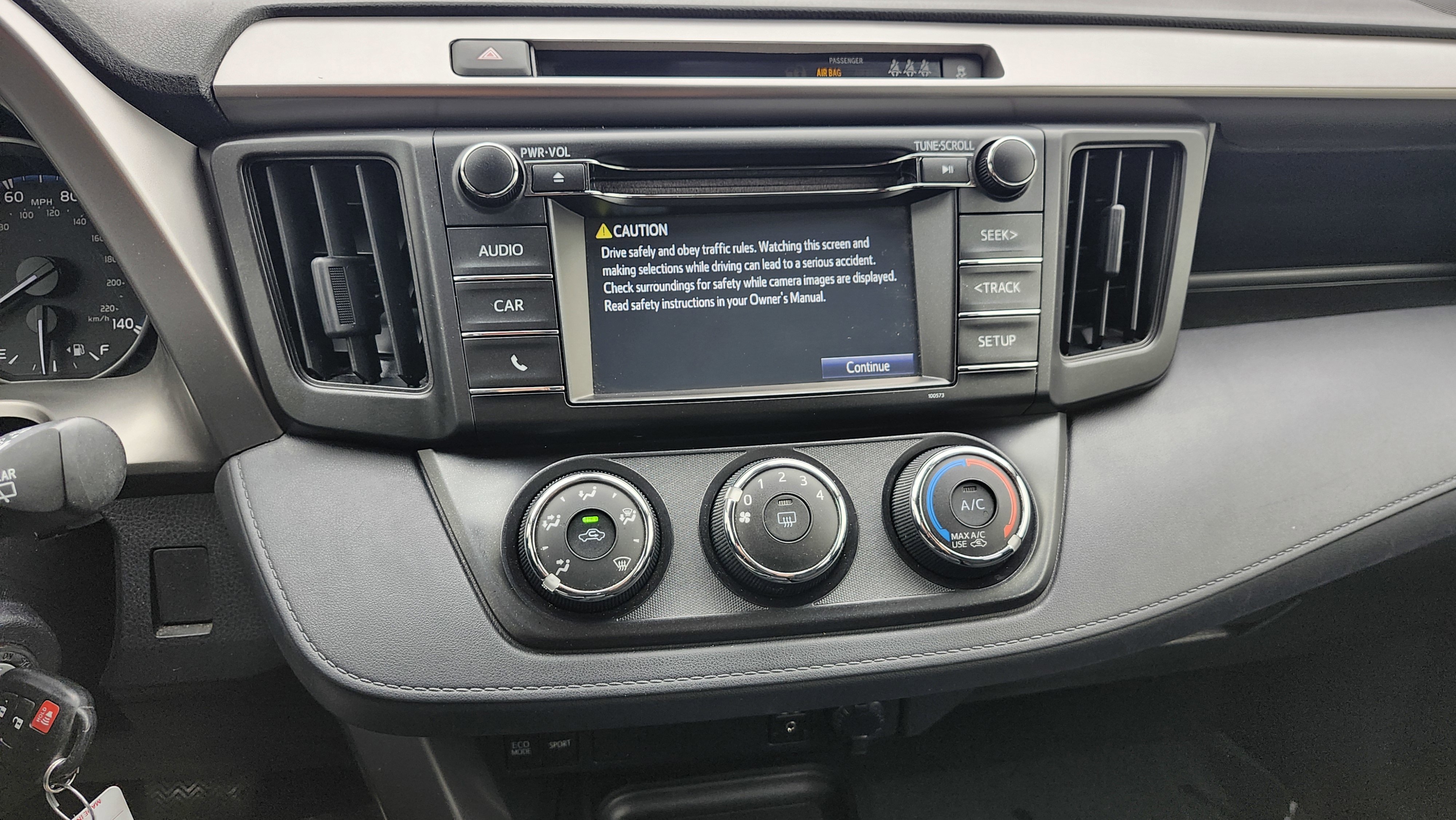 Used 2017 Toyota RAV4 LE image 22