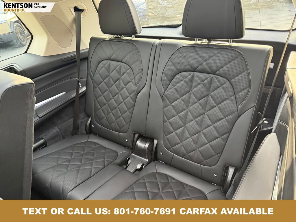 Used 2026 BMW X7 xDrive40i image 37