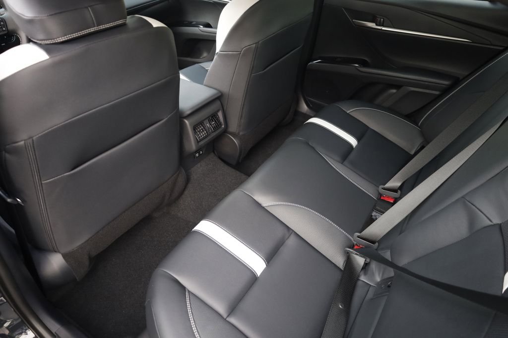 New 2026 Toyota Camry SE FWD image 12