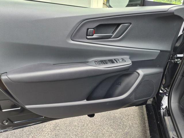 Certified 2025 Toyota Prius LE AWD/4WD image 15