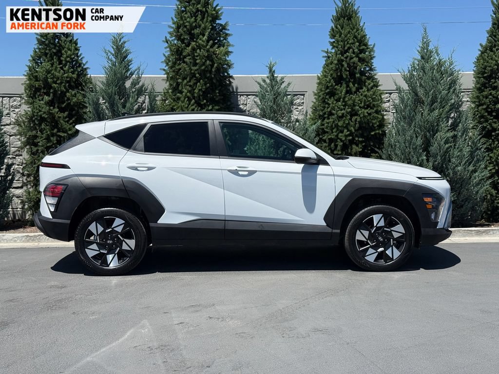 Used 2025 Hyundai Kona SEL AWD/4WD image 9