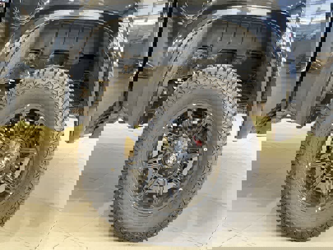 Used 2014 Toyota Tundra Platinum image 13