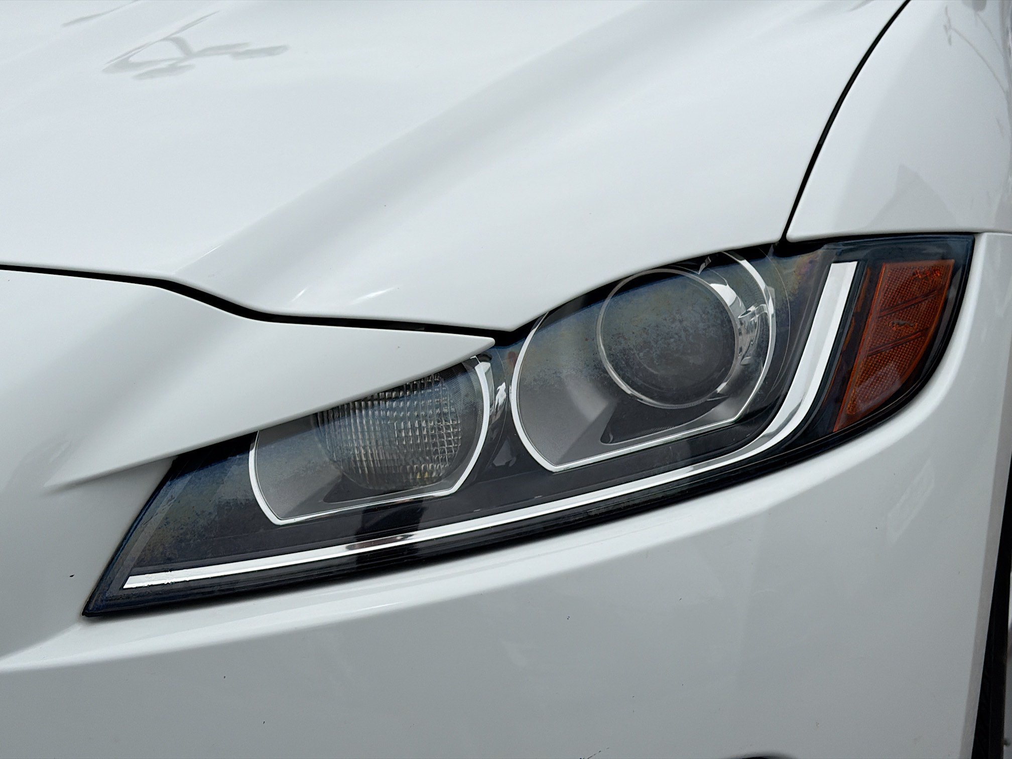 Used 2020 Jaguar F-PACE AWD/4WD image 9