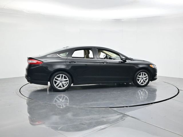 Used 2013 Ford Fusion SE video 2