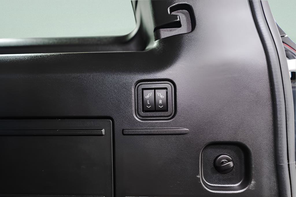 Used 2024 GMC Hummer EV 3X image 43