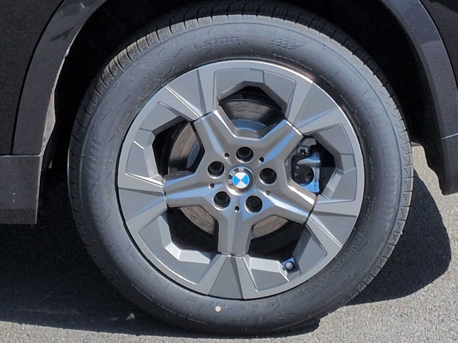 New 2026 BMW X1 xDrive28i AWD/4WD image 14