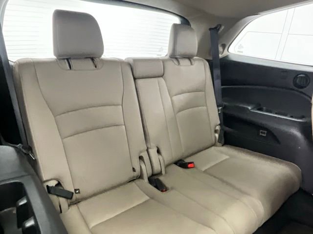Used 2016 Honda Pilot Elite image 5