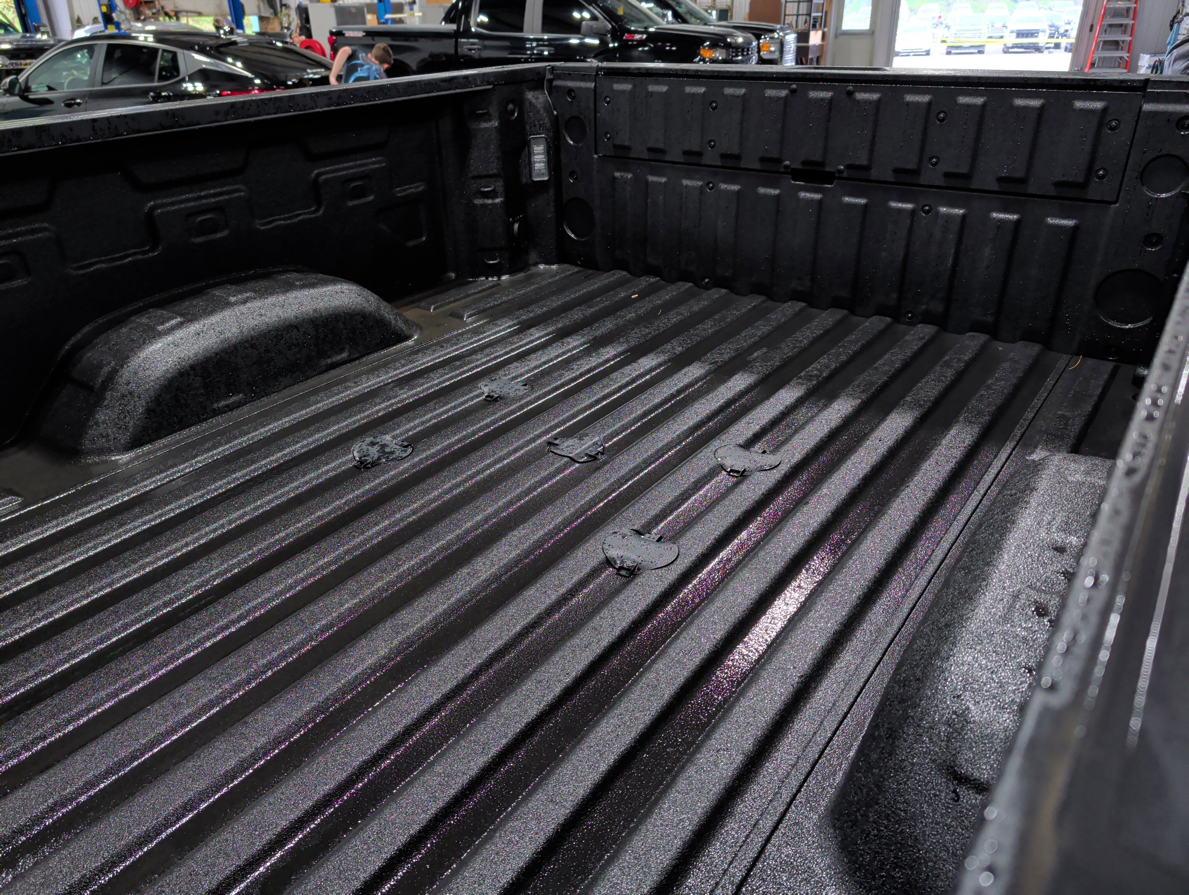Used 2025 GMC Sierra 2500 AT4 w/ AT4 Premium Plus Package AWD/4WD image 8