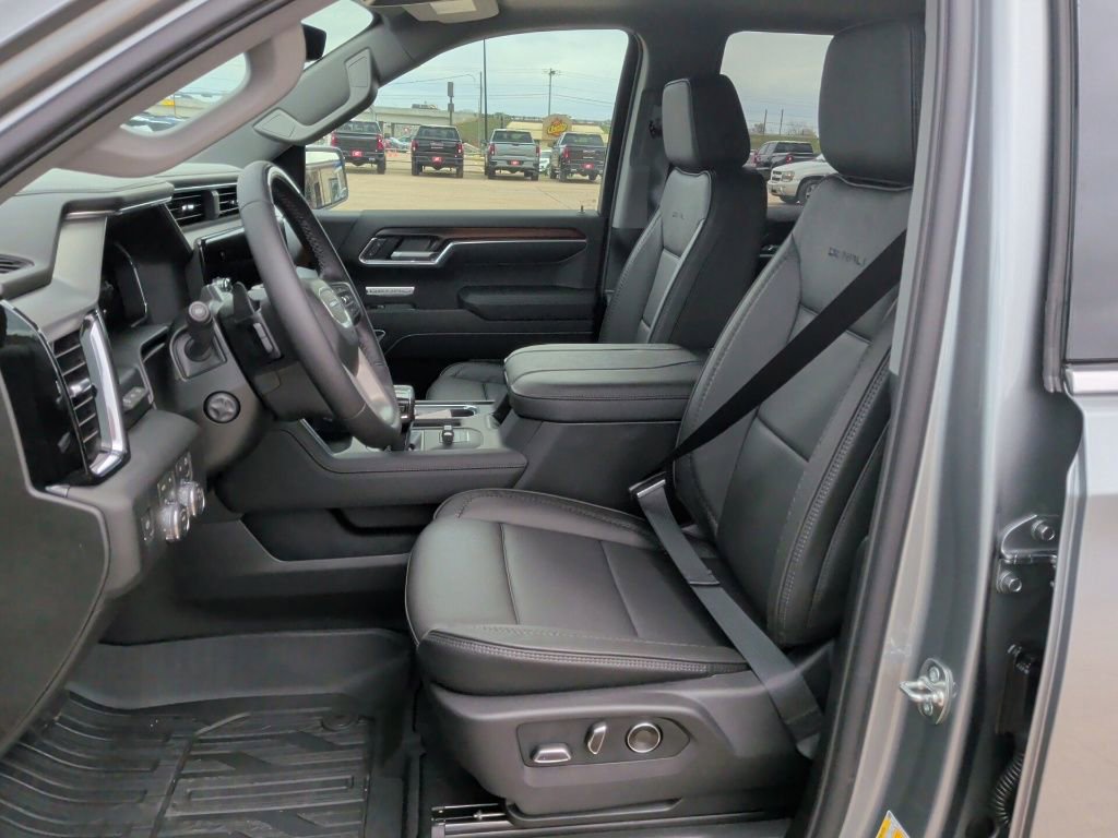 New 2026 GMC Sierra 1500 Denali image 13