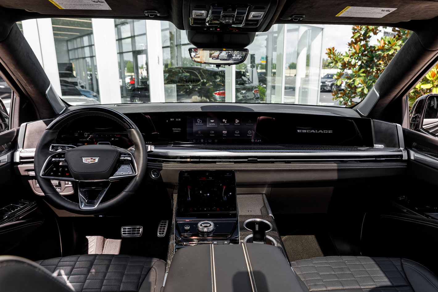 Used 2025 Cadillac Escalade ESV V image 30