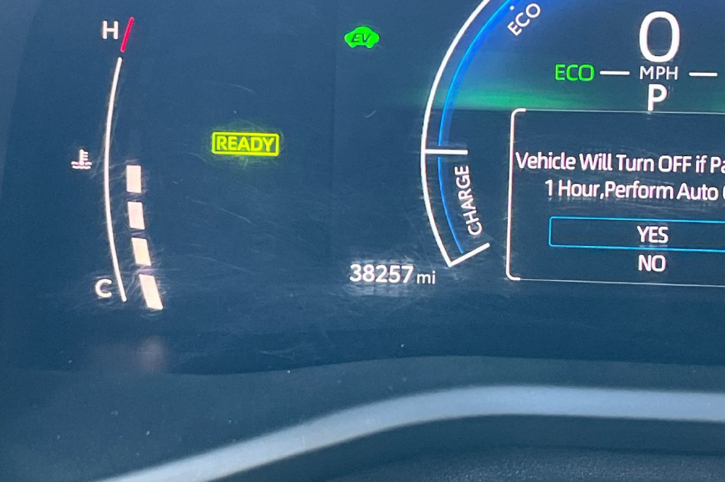 Used 2025 Toyota Camry SE FWD image 26