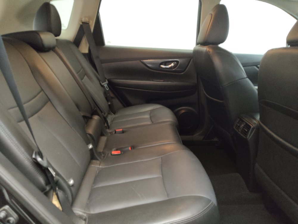 Used 2015 Nissan Rogue SL w/ SL Premium Package FWD image 19