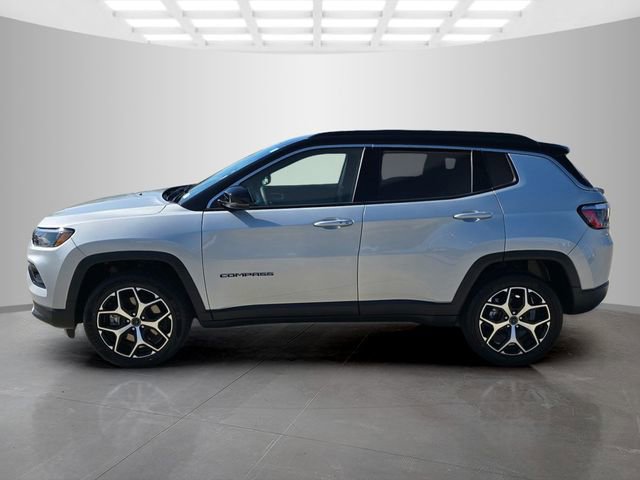 Used 2025 Jeep Compass Limited AWD/4WD image 8