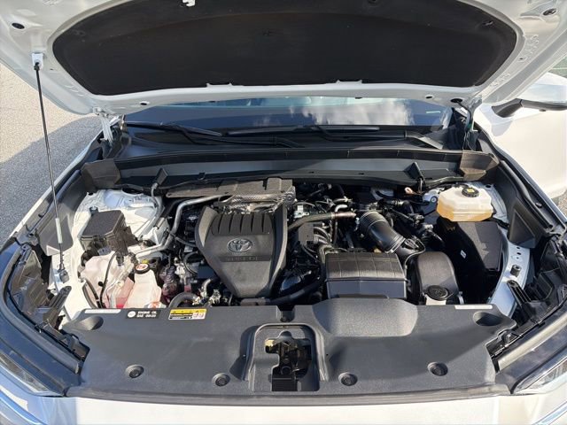 Used 2024 Toyota Grand Highlander AWD Hybrid image 26