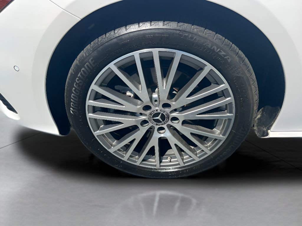 Used 2025 Mercedes-Benz CLA 250 image 11