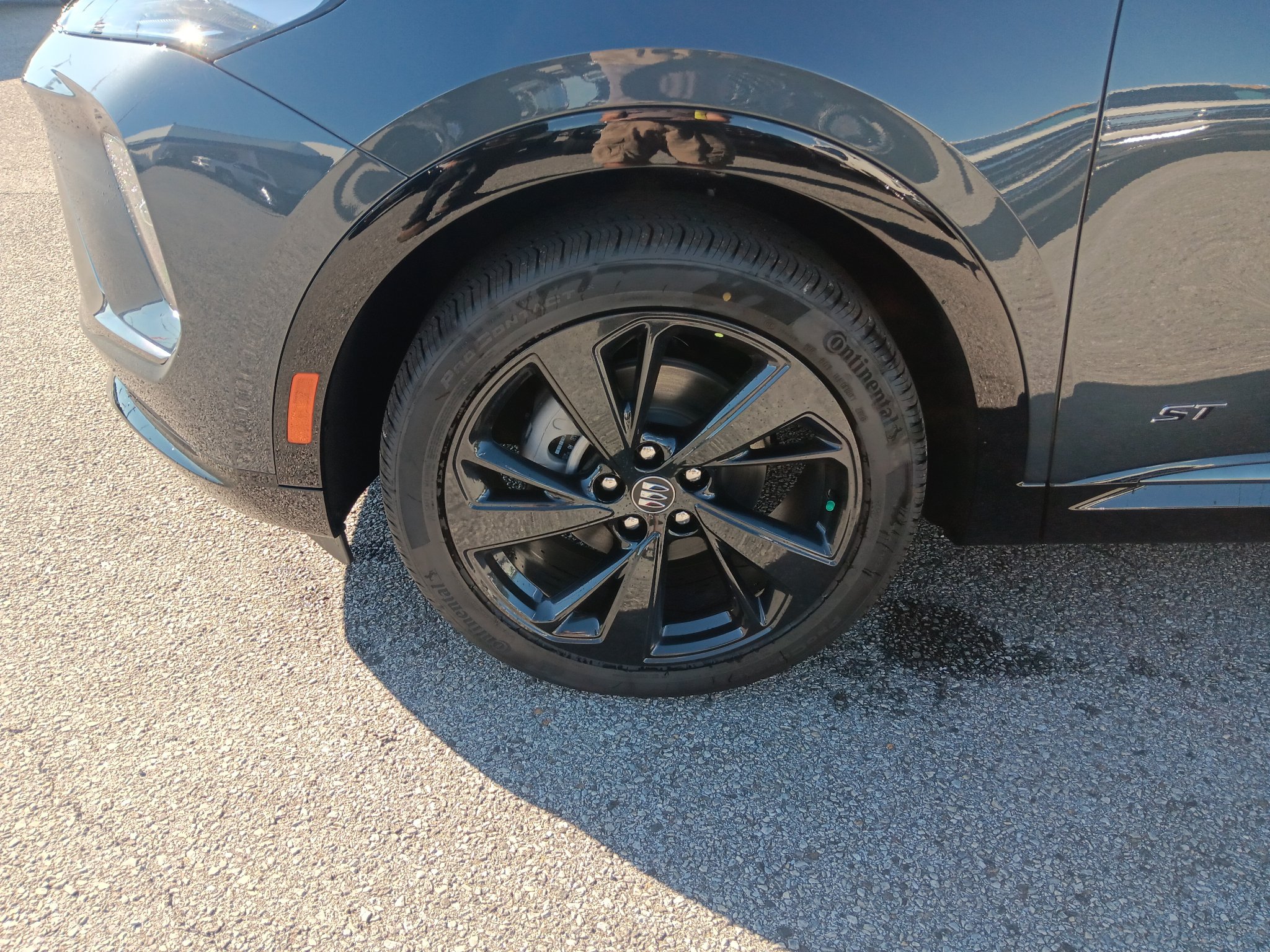 New 2026 Buick Envision Sport Touring AWD/4WD image 2