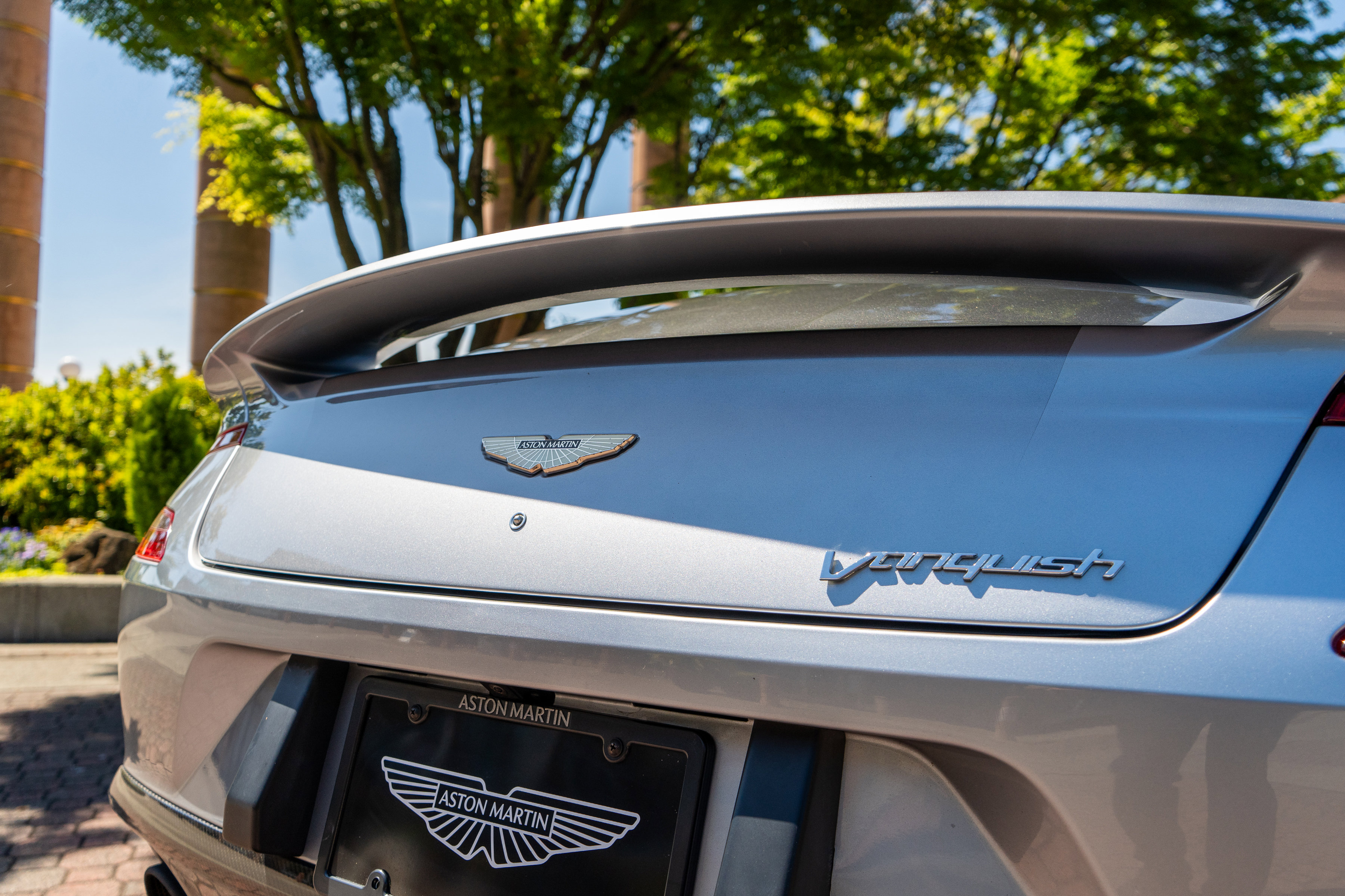 Used 2014 Aston Martin Vanquish Coupe RWD image 8