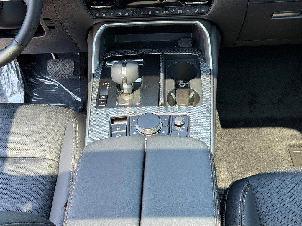 New 2026 MAZDA CX-90 3.3 Turbo w/ Premium Plus Pkg image 9