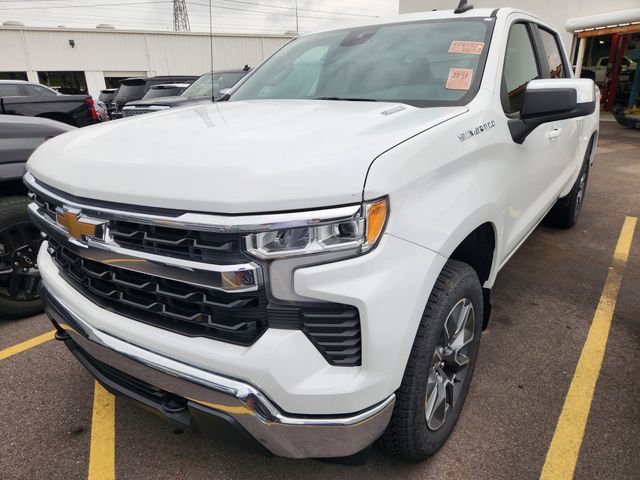 Used 2025 Chevrolet Silverado 1500 LT AWD/4WD image 2