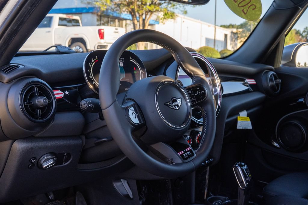 Used 2023 MINI Cooper S FWD image 14