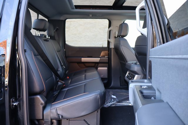 New 2026 Ford F250 Lariat w/ Black Appearance Package image 35