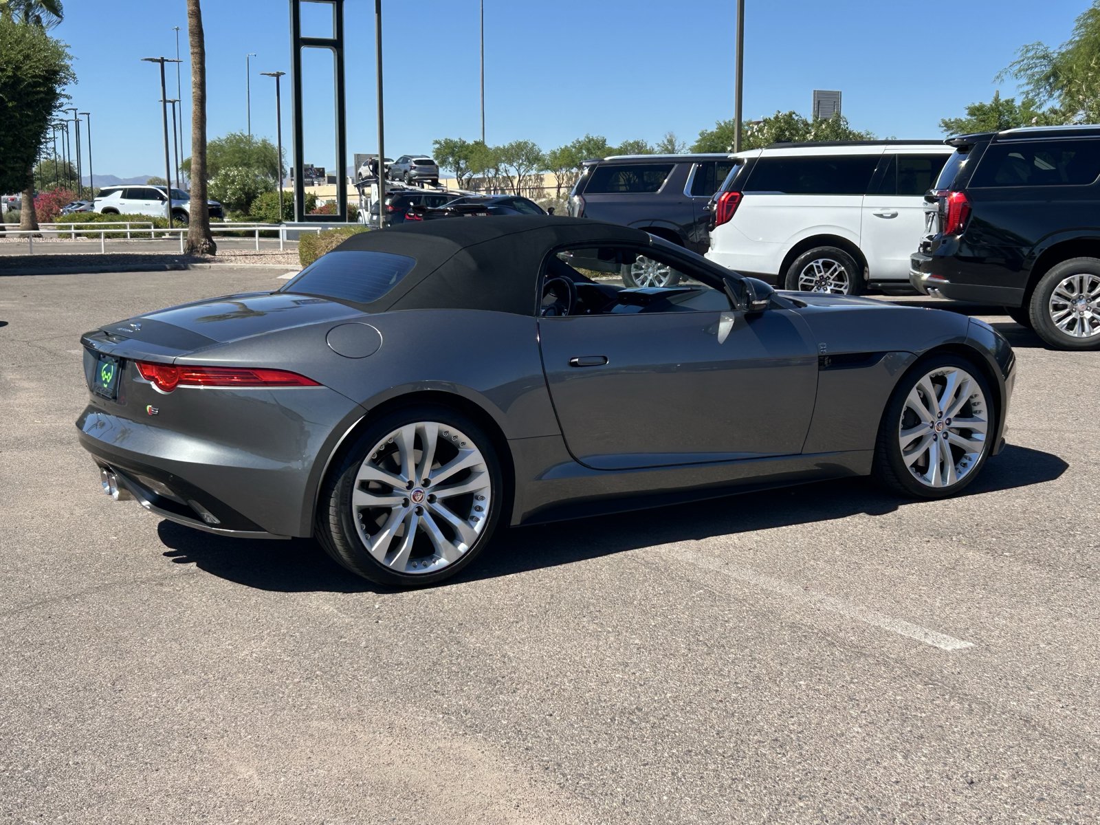 Used 2016 Jaguar F-TYPE S RWD image 5