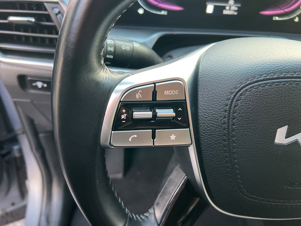 Used 2023 Kia Telluride LX image 15