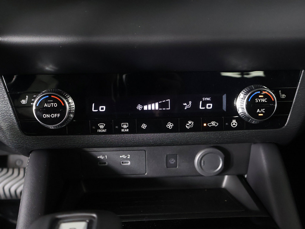New 2026 Mitsubishi Outlander SE FWD image 43