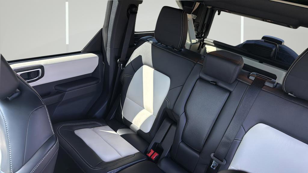 New 2026 Ford Bronco Outer Banks AWD/4WD image 30