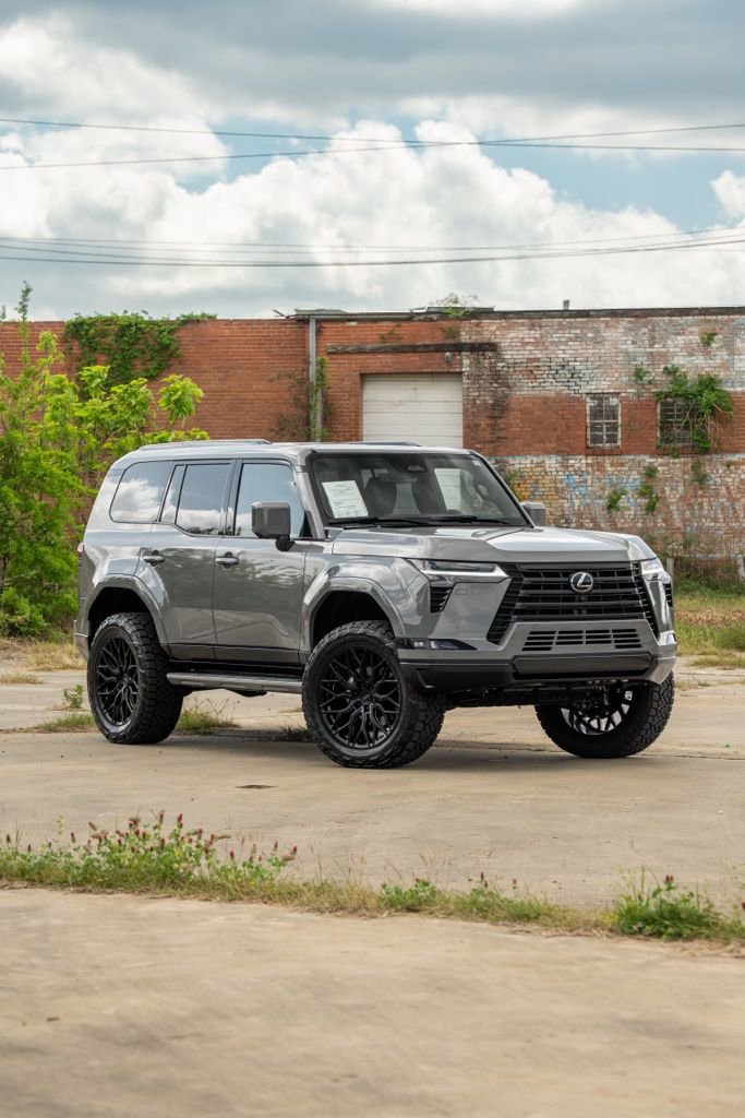 Used 2026 Lexus GX 550 w/ Accessory Package (2T) image 12