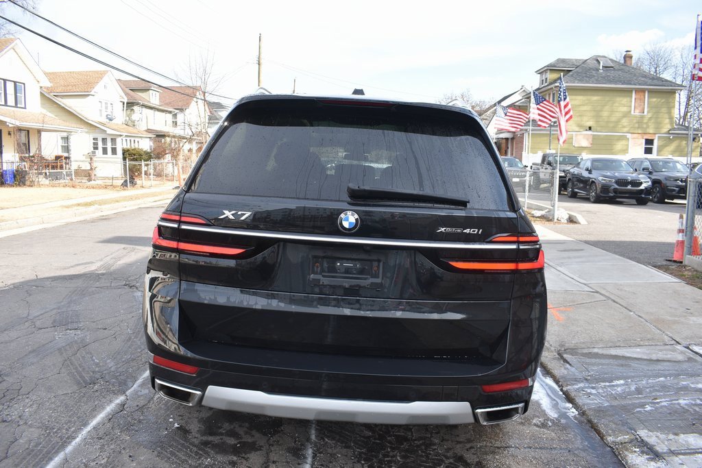 Used 2025 BMW X7 xDrive40i image 7