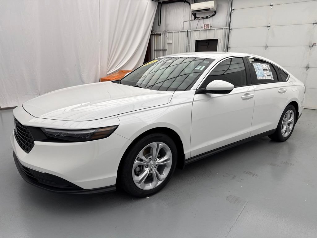 New 2026 Honda Accord LX image 3
