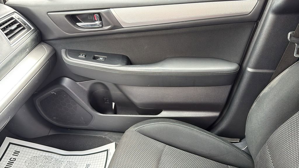 Used 2016 Subaru Outback 2.5i Premium image 21